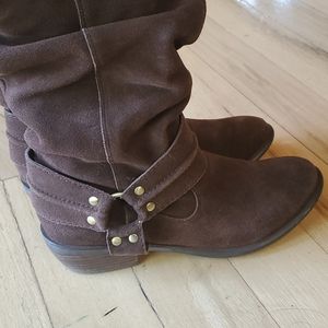 Knee high leather boots